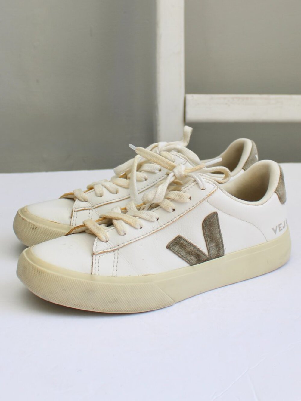 Veja White Lace-Up Sneakers Natural Suede Women's Size 6 - Picture 2 of 7